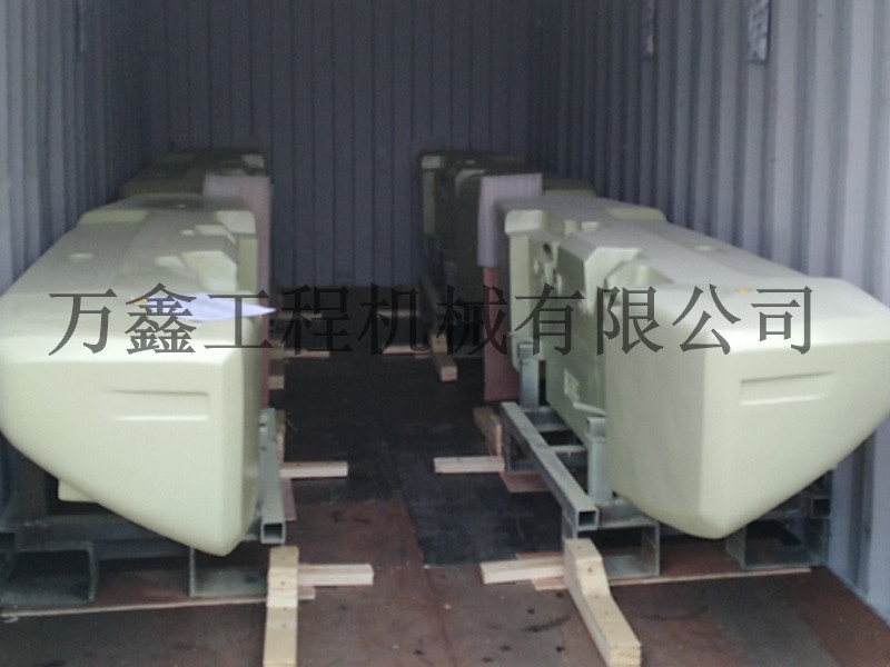 挖掘機(jī)產(chǎn)品發(fā)往瑞典